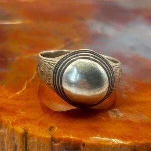 Vintage Sterling Silver Ring - Size 8